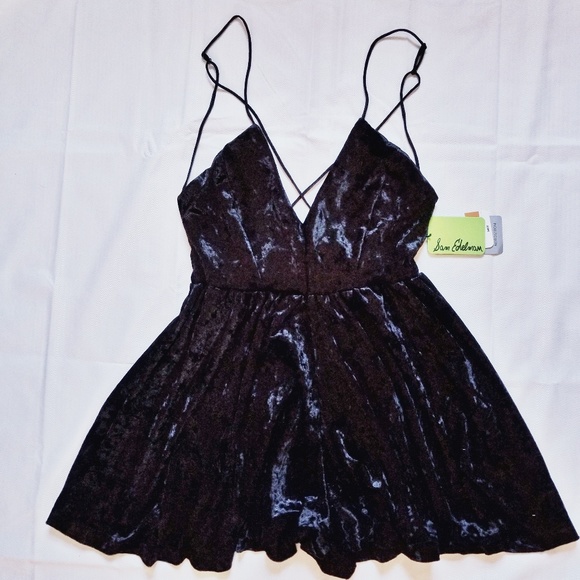 🎉HP🎉Sam Edelman Velvet Strappy Back Romper - Picture 5 of 8